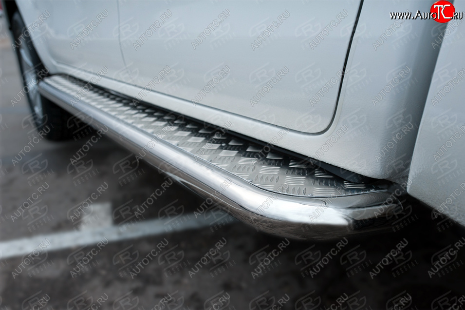 32 999 р. Порожки для ног SLITKOFF (Ø63 мм)  Toyota Hilux  AN120 (2020-2025) 2-ой рестайлинг (лист - алюминий, профиль - нержавейка)  с доставкой в г. Воронеж
