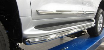 31 319 р. Защита порогов из трубы Ø63 Petroil Tuning Toyota Land Cruiser 200 2-ой рестайлинг (2015-2021) (Нержавеющая полированная сталь)  с доставкой в г. Воронеж. Увеличить фотографию 3