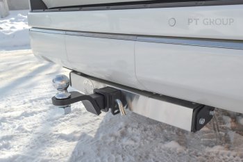 16 519 р. Фаркоп Petroil Tuning (съемный квадрат)  Toyota Land Cruiser  J300 (2021-2025) дорестайлинг (с нержавеющей накладкой)  с доставкой в г. Воронеж. Увеличить фотографию 2