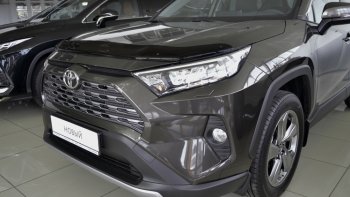 Дефлектор капота SIM Toyota RAV4  XA50 (2018-2025) 5 дв. дорестайлинг