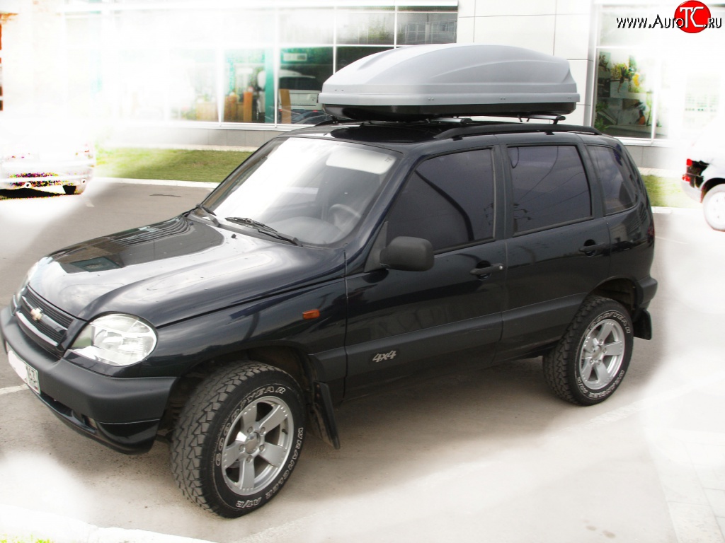 3 299 р. Рейлинги Лидер-премиум на автомобиль Chevrolet Niva 2123 дорестайлинг (2002-2008) (Цвет: чёрный)  с доставкой в г. Воронеж