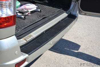 1 519 р. Накладка защитная на задний бампер Petroil Tuning Уаз Патриот 3163 5-дв. 1-ый рестайлинг (2014-2016) (Текстурная поверхность)  с доставкой в г. Воронеж. Увеличить фотографию 2