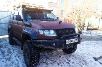 8 699 р. Решетка радиатора CrTuning - Чёрный БРУТ Уаз Патриот 3163 5 дв. дорестайлинг (2005-2013) (Установка с металлическим бампером, Без надписи PATROT)  с доставкой в г. Воронеж. Увеличить фотографию 2