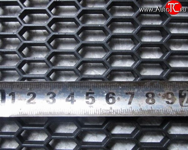 1 549 р. Пластиковая сетка на автомобиль M-VRS Geely FC (2006-2011)  с доставкой в г. Воронеж