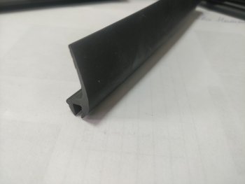 Универсальный уплотнитель FlexLine (26 mm, 1 погонный метр) Volkswagen Beetle A5 (5С1) хэтчбэк 3 дв. дорестайлинг (2011-2016)