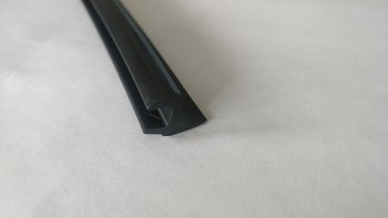 195 р. Универсальный уплотнитель FlexLine (8 mm U-LIP, 1 погонный метр) Лада нива 4х4 2121-80 ФОРА (1995-2011)  с доставкой в г. Воронеж. Увеличить фотографию 1