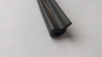 Универсальный уплотнитель FlexLine (жесткий профиль 8 mm U-LIP, 1 погонный метр) Volkswagen Beetle A5 (5С1) хэтчбэк 3 дв. дорестайлинг (2011-2016)