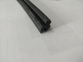 Универсальный уплотнитель (подложка) FlexLine (13 mm, 1 погонный метр) Volkswagen Beetle A5 (5С1) хэтчбэк 3 дв. дорестайлинг (2011-2016)