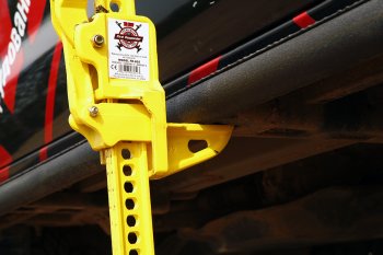 55 459 р. Домкрат реечный Hi-Lift Super X-Treme (чугун, 150 см) Renault Koleos 1 Phase 2 (2011-2013) (Грузоподъемность: 3 тонны)  с доставкой в г. Воронеж. Увеличить фотографию 4