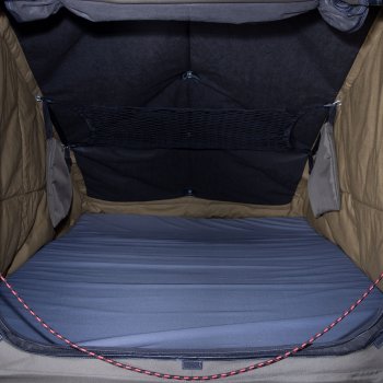 121 999 р. Багажный бокс-палатка Yuago Travel 2.0 (зима, 1000 л/230x160x35 см) на крышу Nissan 350Z (2002-2008) (Черный бокс, тент графит)  с доставкой в г. Воронеж. Увеличить фотографию 4