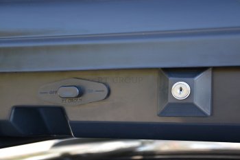 21 749 р. Автобокс PT GROUP(410л., 177х81х46, одностороннее открывание) Turino 1 черный Mercedes-Benz CLS class W218 (2011-2017) (Черный)  с доставкой в г. Воронеж. Увеличить фотографию 4