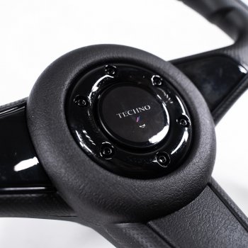 3 389 р. Рулевое колесо Sport Extrim Delux (Ø360 мм)  ВИС 2346 ( бортовой,  фургон,) (1998-2025), ВИС 23461 ( бортовой,  фургон,) (1998-2025), Лада 2101 (1970-1988), Лада 2102 (1971-1985), Лада 2103 (1972-1984), Лада 2104 (1984-2012), Лада 2105 (1979-2010), Лада 2106 (1975-2005), Лада 2107 (1982-2012), Лада Нива 4х4  2121 (1977-2019), Лада нива 4х4 ( 2131,  2329,  2121-80,  2121 Бронто,  2121,  2121 (Legend)) (1993-2025) (Черный)  с доставкой в г. Воронеж. Увеличить фотографию 3