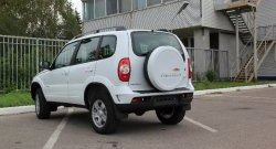 1 779 р. Чехол запасного колеса Chevrolet V3 Chevrolet Niva 2123 дорестайлинг (2002-2008) (Окрашенный)  с доставкой в г. Воронеж. Увеличить фотографию 2
