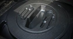 2 199 р. Органайзер запасного колеса АртФорм в багажник   Лада Приора 2170 седан дорестайлинг (2007-2014)  с доставкой в г. Воронеж. Увеличить фотографию 2