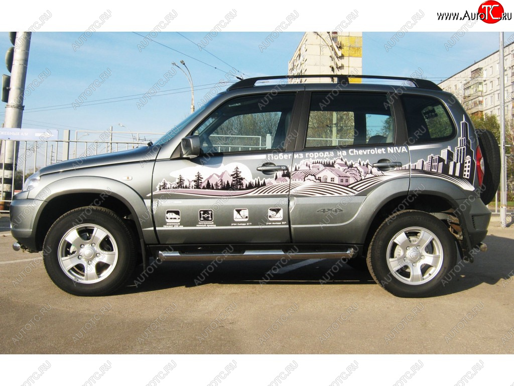 24 549 р. Защита порогов (круглая труба с накладками, диаметр 76 мм) SLITKOFF  Chevrolet Niva  2123 (2009-2020), Лада 2123 (Нива Шевроле) (2009-2020) (Скос на торцах 45°)  с доставкой в г. Воронеж