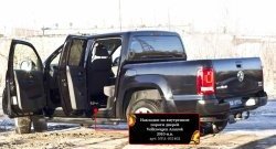 2 499 р. Накладки на порожки автомобиля RA Volkswagen Amarok дорестайлинг (2009-2016) (Комплект (передние+задние))  с доставкой в г. Воронеж. Увеличить фотографию 3