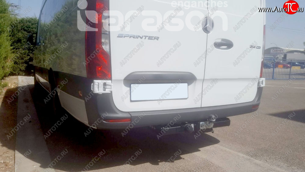 22 699 р. Фаркоп Aragon. (шар C) Volkswagen Crafter 1 (2006-2017)  с доставкой в г. Воронеж