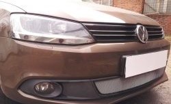 1 539 р. Сетка на бампер Russtal (хром)  Volkswagen Jetta  A6 (2011-2015) седан дорестайлинг  с доставкой в г. Воронеж. Увеличить фотографию 1