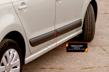 Молдинг задней двери RA (правый) Volkswagen Polo  5 (2015-2020) седан рестайлинг, хэтчбек рестайлинг