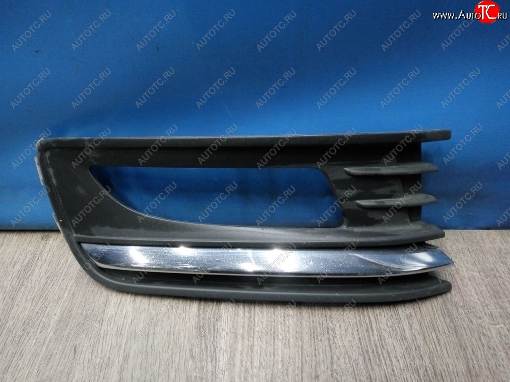 899 р. Рамка ПТФ NSP (правая, с хром молдингом) Volkswagen Polo 5 седан рестайлинг (2015-2020)  с доставкой в г. Воронеж