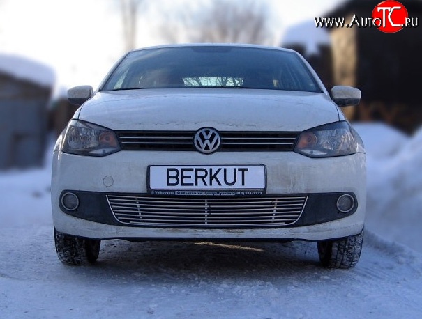 5 599 р. Декоративная вставка воздухозаборника Berkut Volkswagen Polo 5 седан дорестайлинг (2009-2015)  с доставкой в г. Воронеж