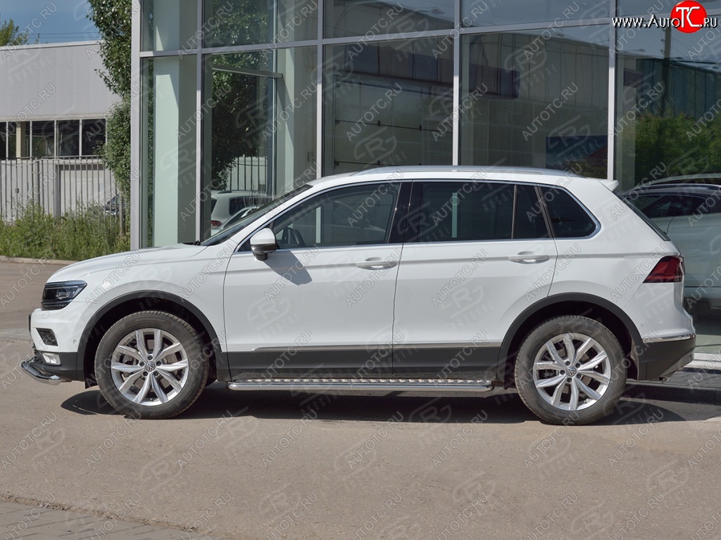 22 999 р. Пороги труба d42 с листом (Лист алюм, проф.сталь) (v2) SLITKOFF  Volkswagen Tiguan  Mk2 (2016-2020) дорестайлинг  с доставкой в г. Воронеж