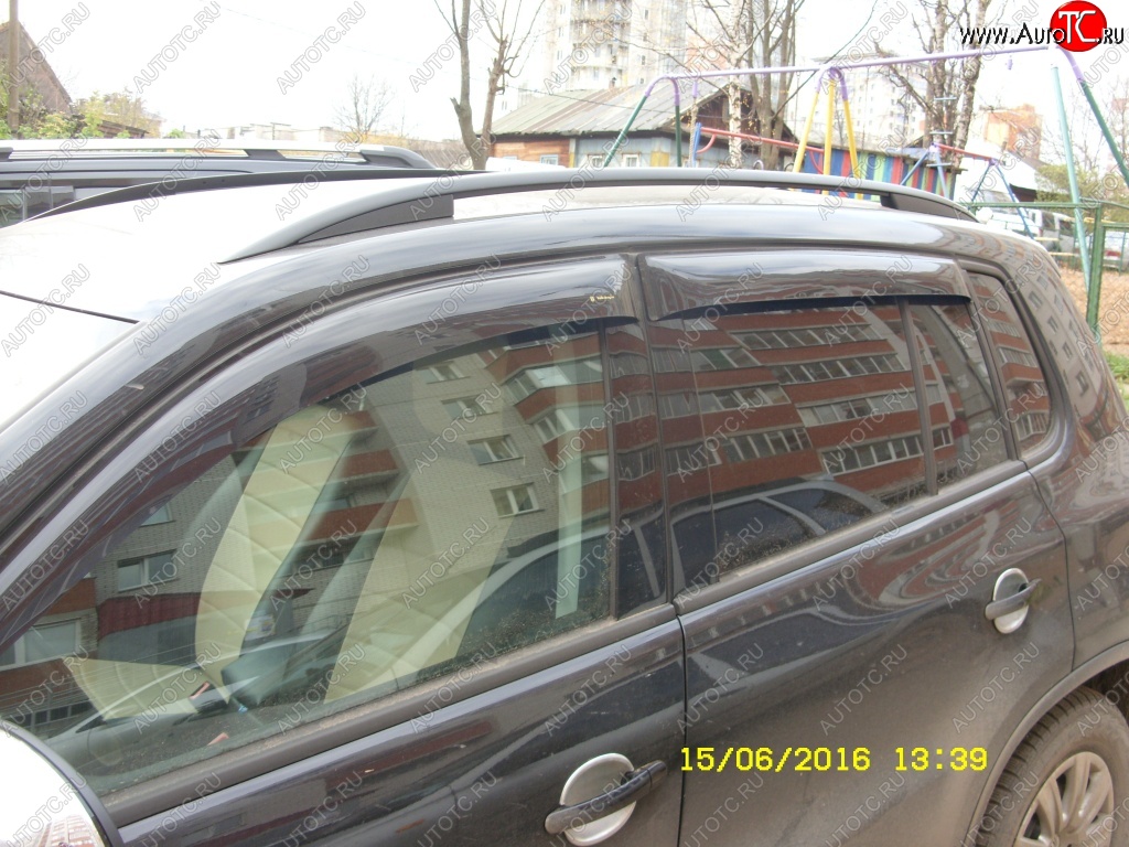2 079 р. Комплект дефлекторов окон CA Plastic  Volkswagen Tiguan  NF (2011-2017) рестайлинг (Classic полупрозрачный, Без хром.молдинга)  с доставкой в г. Воронеж