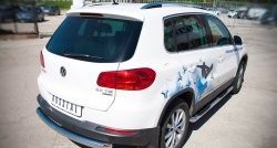 83 999 р. Защита порогов с пластиковыми вставками для ног из круглой трубы диаметром 76 мм (Sport & Style) Russtal Volkswagen Tiguan NF рестайлинг (2011-2017) (Защита порогов с со скосами на торцах (вариант 1))  с доставкой в г. Воронеж. Увеличить фотографию 4