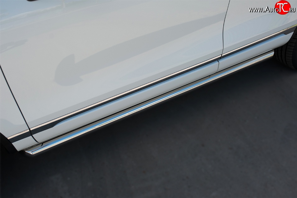 17 799 р. Защита порогов из круглой трубы диаметром 63 мм Russtal Volkswagen Touareg NF рестайлинг (2014-2018)  с доставкой в г. Воронеж