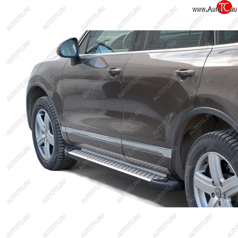 21 799 р. Порожки для ног Бумер (алюминий) Volkswagen Touareg 2 NF дорестайлинг (2010-2014)  с доставкой в г. Воронеж