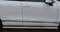 51 899 р. Защита порогов с круглыми вставками для ног из овальной трубы диаметром 120x60 мм SLITKOFF Volkswagen Touareg NF дорестайлинг (2010-2014)  с доставкой в г. Воронеж. Увеличить фотографию 2