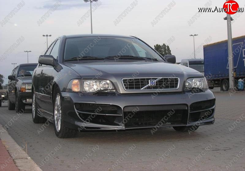 25 899 р. Передний бампер R1 Volvo S40 VS седан дорестайлинг (1996-2000)  с доставкой в г. Воронеж